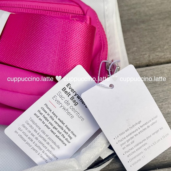 💗LAST ONE💗Lululemon Athletica Everywhere Belt Bag in Sonic Pink - Picture 9 of 13
